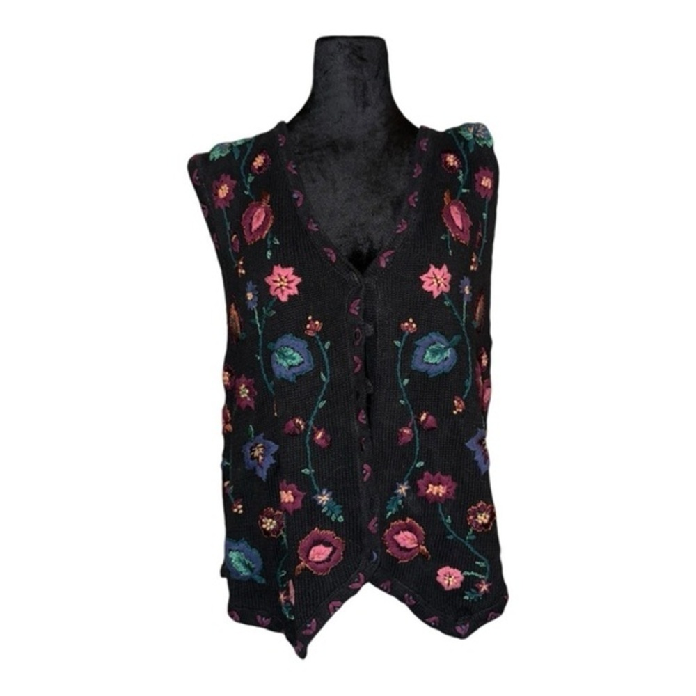 White Stag Embroidered‎ Sweater Vest 14W Black Pink Purple Floral Button Up